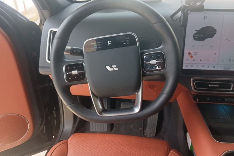 Used Li Auto L7 2025 Pro Smart Refresh Edition Steering Wheel