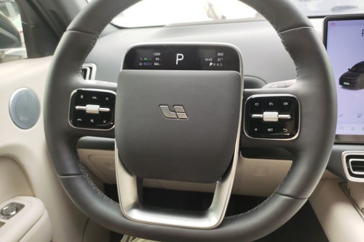 Used Li Auto L7 2025 Pro Smart Refresh Edition Steering Wheel