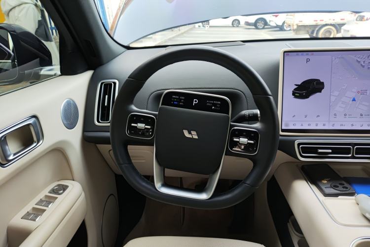 Used Li Auto L7 2025 Pro Smart Refresh Edition Steering Wheel