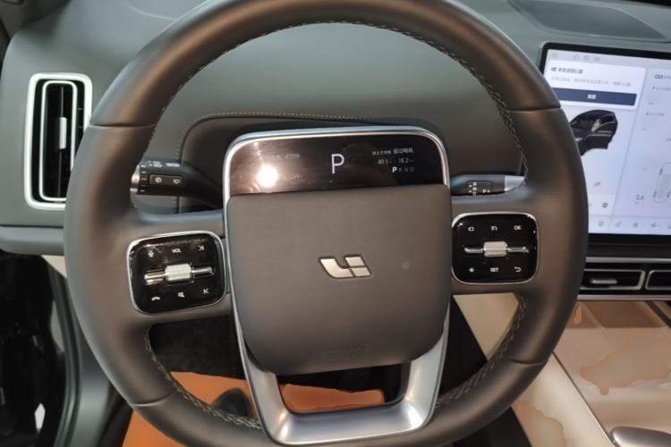 Used Li Auto L7 2025 Ultra Smart Refreshed Edition Steering Wheel