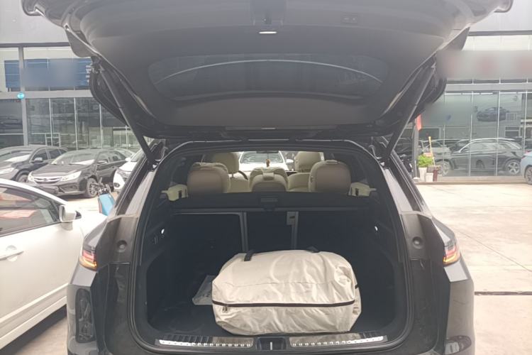 Used Li Auto L7 2025 Max Smart Refresh Edition Trunk