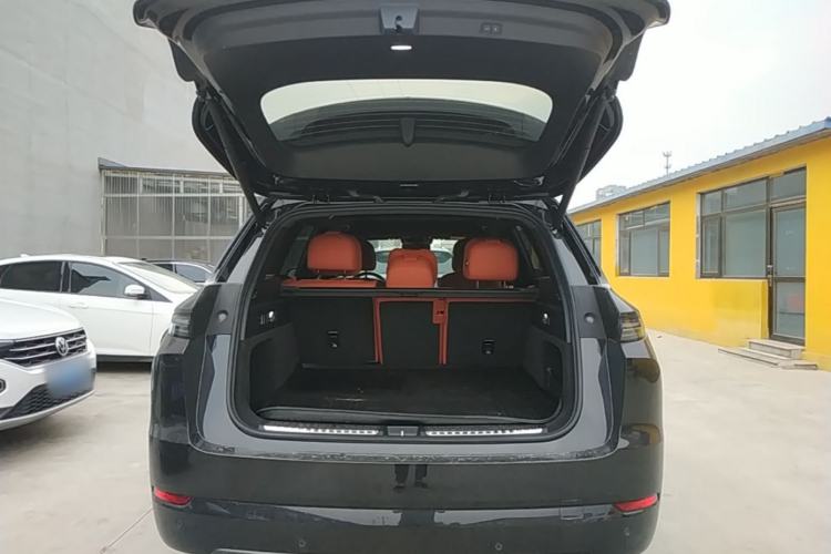 Used Li Auto L7 2025 Max Smart Refresh Edition Trunk
