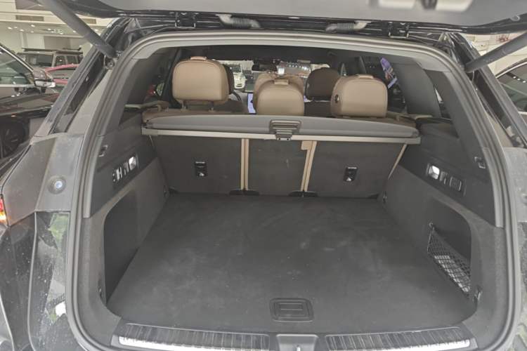 Used Li Auto L7 2025 Max Smart Refresh Edition Trunk