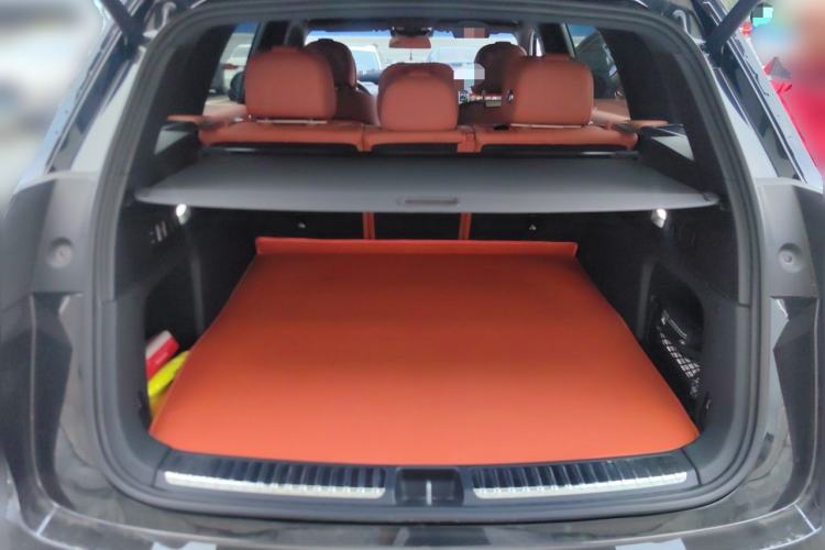 Used Li Auto L7 2025 Pro Smart Refresh Edition Trunk