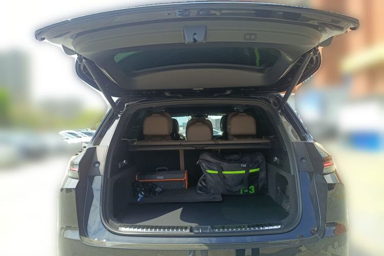 Used Li Auto L7 2025 Max Smart Refresh Edition Trunk
