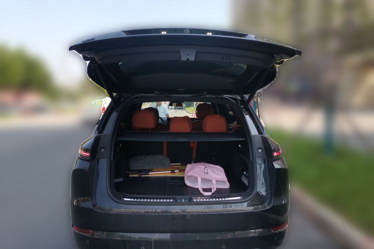 Used Li Auto L7 2025 Pro Smart Refresh Edition Trunk
