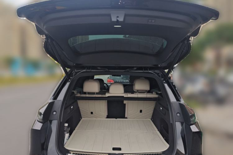 Used Li Auto L7 2025 Max Smart Refresh Edition Trunk