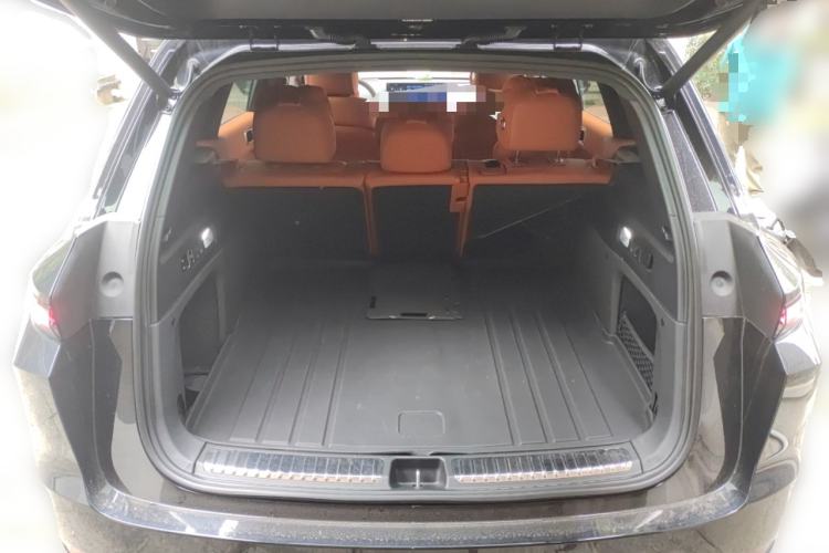 Used Li Auto L7 2025 Max Smart Refresh Edition Trunk