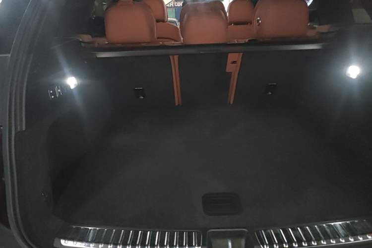 Used Li Auto L7 2025 Pro Smart Refresh Edition Trunk