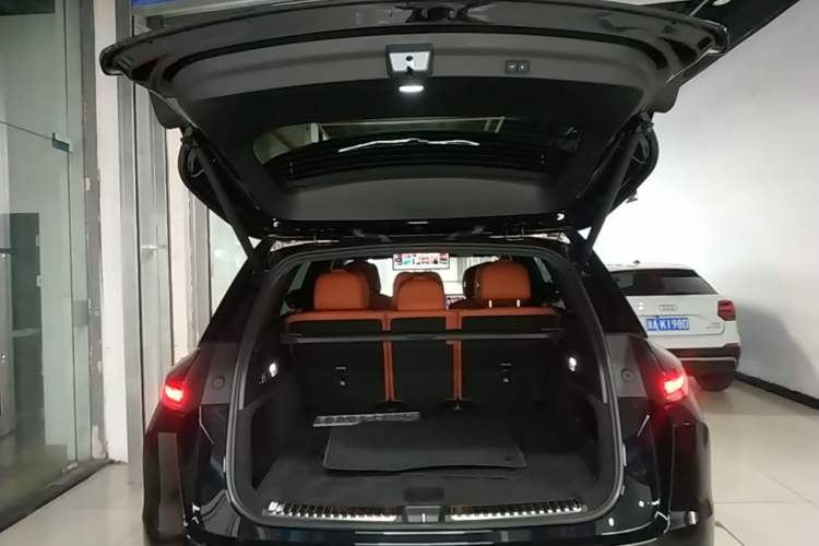 Used Li Auto L7 2025 Ultra Smart Refreshed Edition Trunk