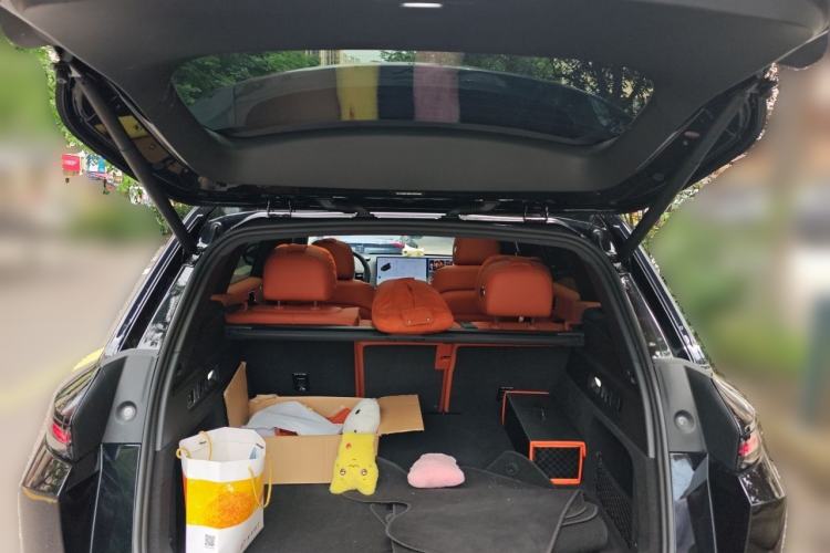 Used Li Auto L7 2025 Pro Smart Refresh Edition Trunk