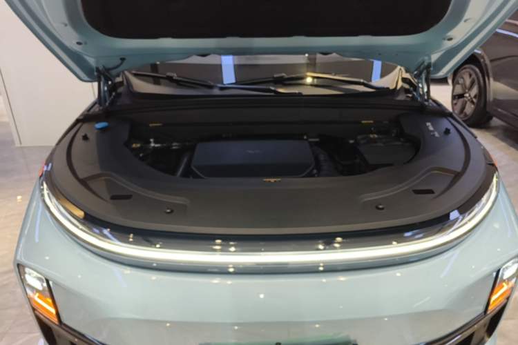 Used Li Auto L7 2025 Ultra Smart Refreshed Edition Engine Bay