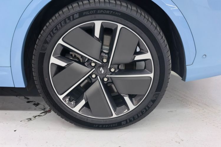 Used Li Auto L7 2025 Ultra Smart Refreshed Edition Exterior 3