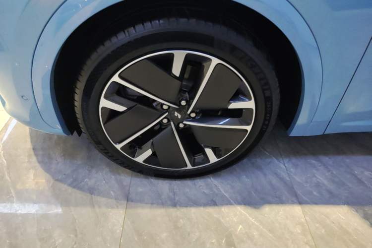 Used Li Auto L7 2025 Ultra Smart Refreshed Edition Exterior 4