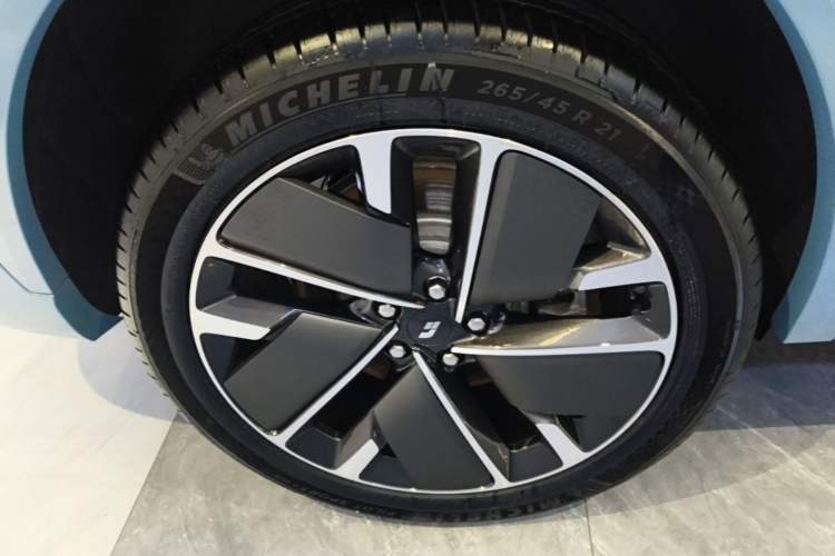 Used Li Auto L7 2025 Ultra Smart Refreshed Edition Exterior 5