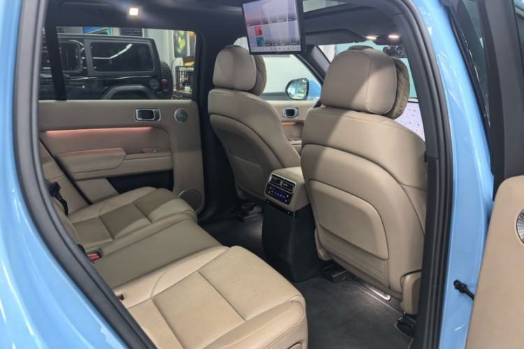 Used Li Auto L7 2025 Ultra Smart Refreshed Edition Interior 12