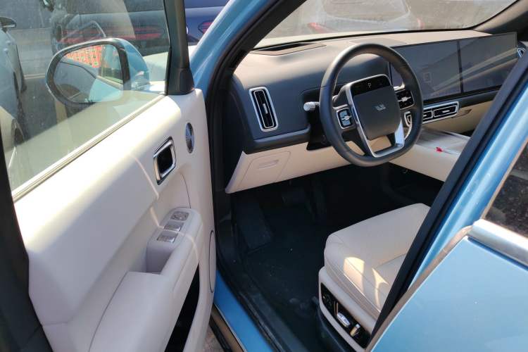 Used Li Auto L7 2025 Ultra Smart Refreshed Edition Interior 3