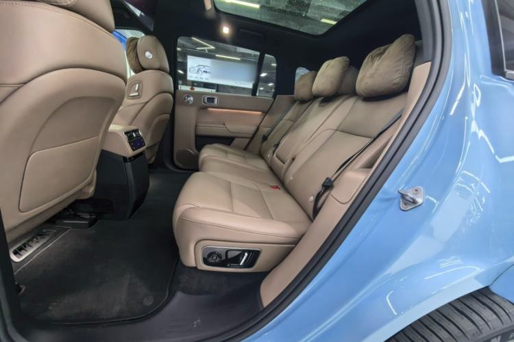 Used Li Auto L7 2025 Ultra Smart Refreshed Edition Interior 7