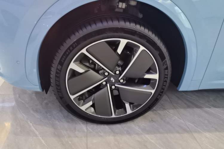 Used Li Auto L7 2025 Ultra Smart Refreshed Edition Left Front Wheel Hub