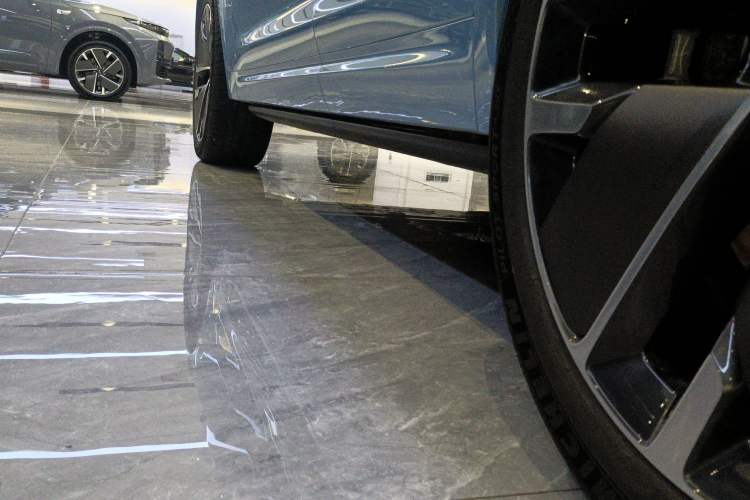 Used Li Auto L7 2025 Ultra Smart Refreshed Edition Left Side Sill