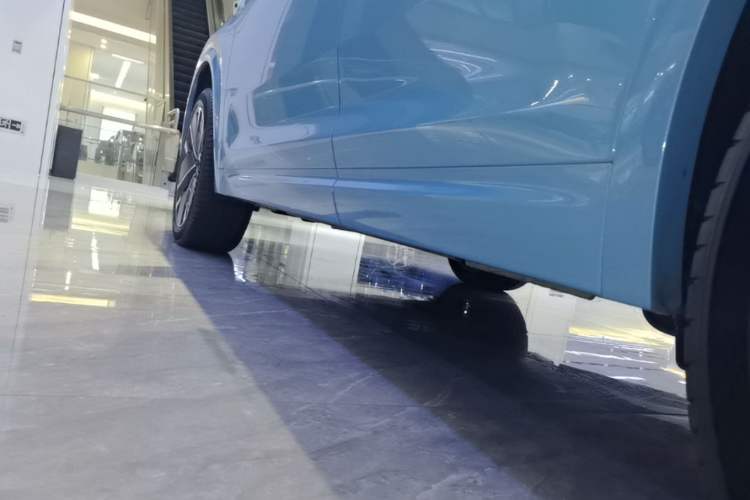 Used Li Auto L7 2025 Ultra Smart Refreshed Edition Left Side Sill