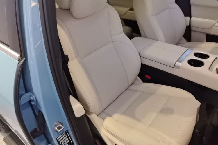 Used Li Auto L7 2025 Ultra Smart Refreshed Edition Right Front Seat