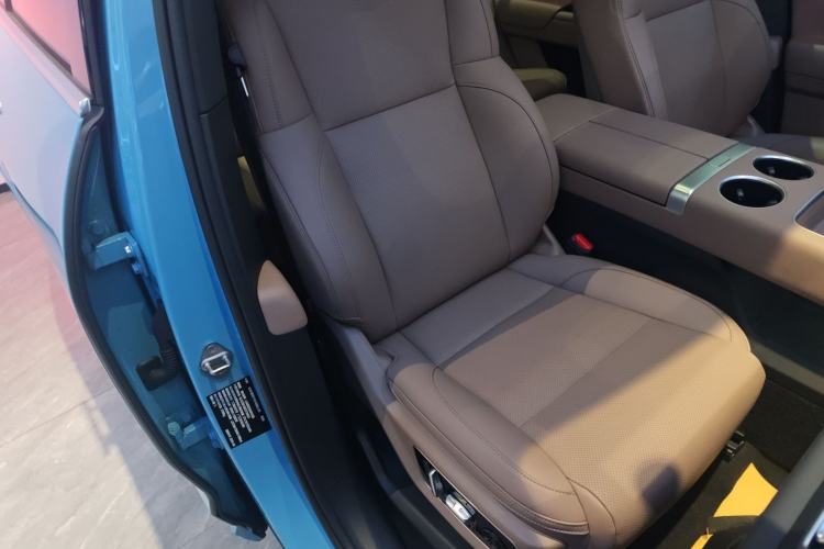 Used Li Auto L7 2025 Ultra Smart Refreshed Edition Right Front Seat
