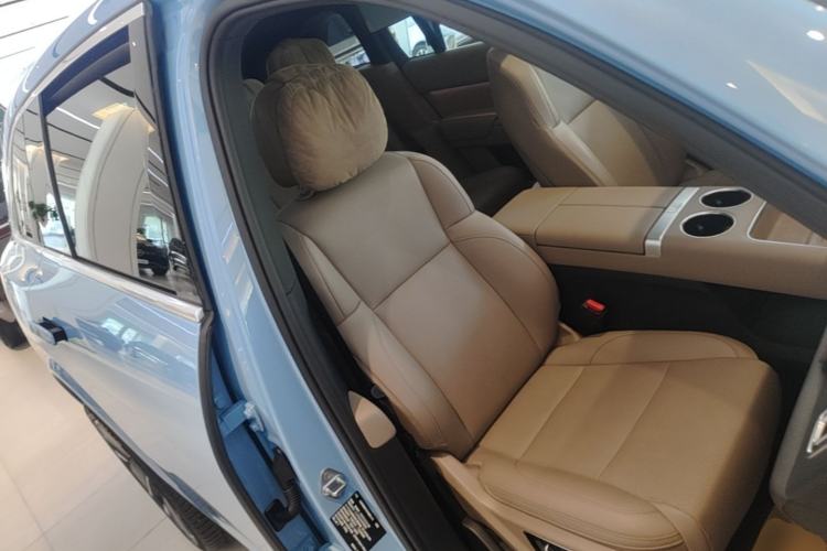 Used Li Auto L7 2025 Ultra Smart Refreshed Edition Right Front Seat
