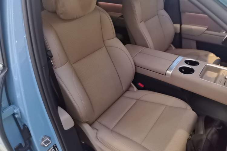 Used Li Auto L7 2025 Ultra Smart Refreshed Edition Right Front Seat