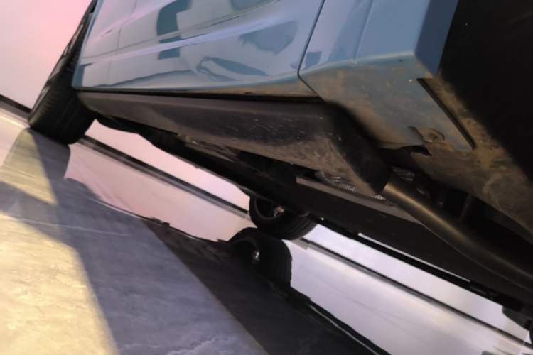 Used Li Auto L7 2025 Ultra Smart Refreshed Edition Right Side Sill