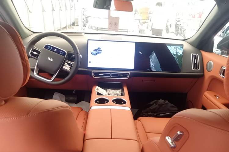 Used Li Auto L7 2025 Max Smart Refresh Edition Center Console