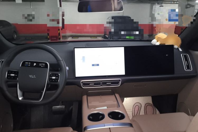 Used Li Auto L7 2025 Max Smart Refresh Edition Center Console