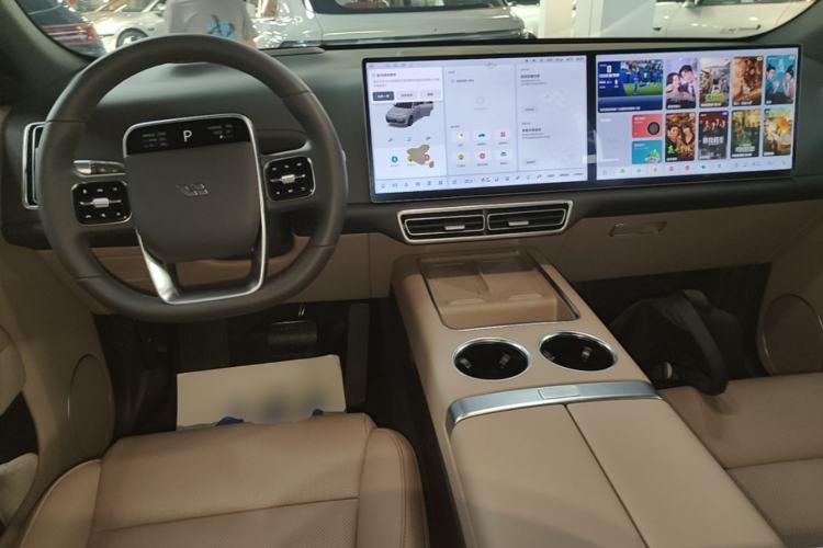 Used Li Auto L7 2025 Max Smart Refresh Edition Center Console
