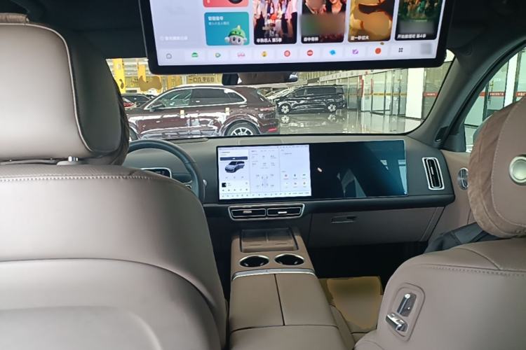 Used Li Auto L7 2025 Ultra Smart Refreshed Edition Center Console
