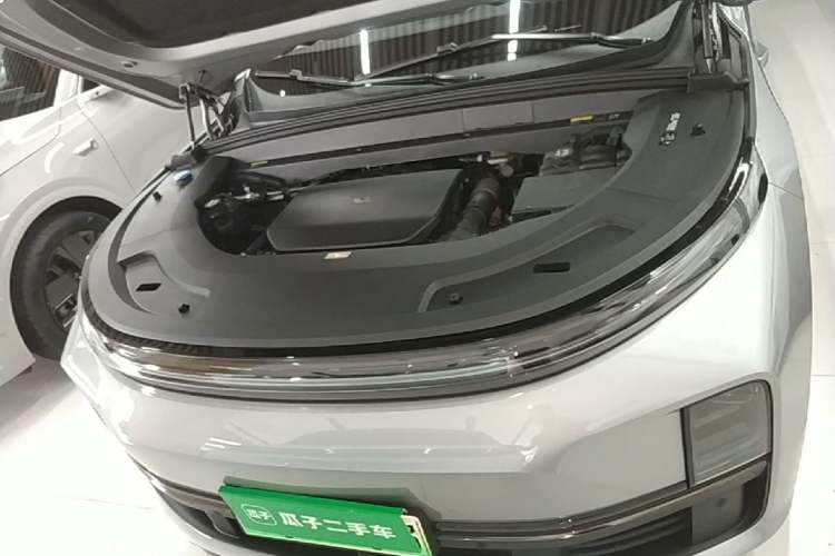 Used Li Auto L7 2025 Ultra Smart Refreshed Edition Engine Bay