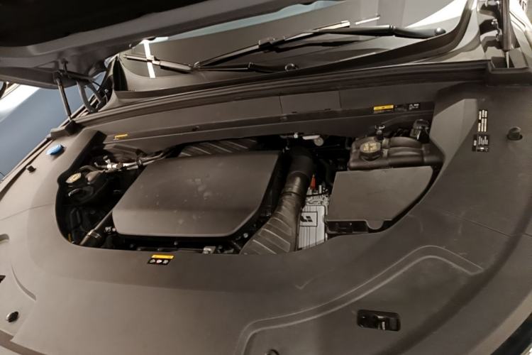 Used Li Auto L7 2025 Ultra Smart Refreshed Edition Engine Bay