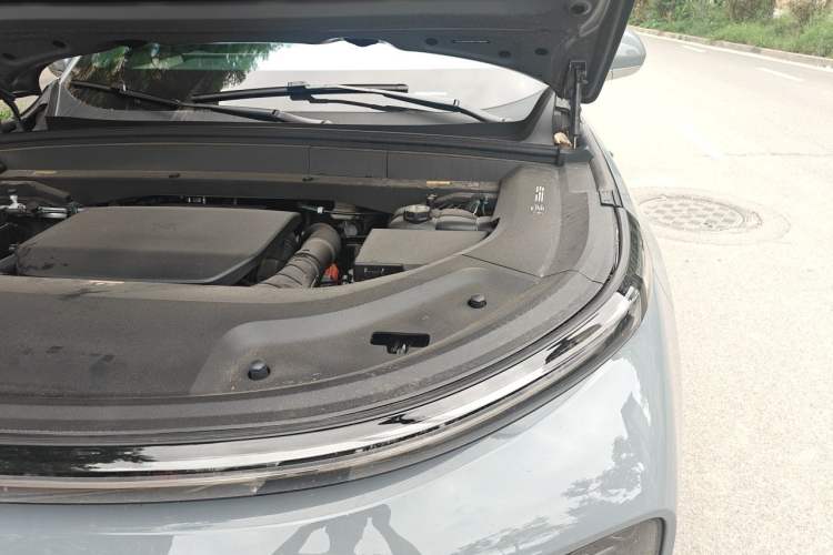 Used Li Auto L7  Engine Bay Left