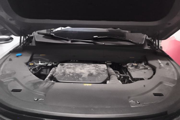 Used Li Auto L7 2025 Max Smart Refresh Edition Engine Bay