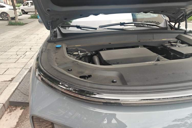 Used Li Auto L7  Engine Bay Right