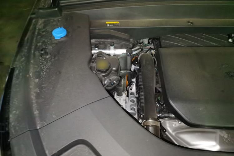 Used Li Auto L7 2025 Max Smart Refresh Edition Engine Bay Right