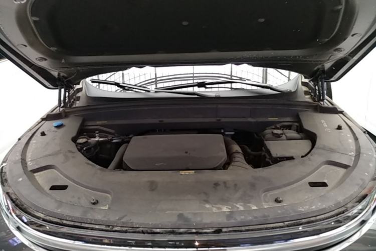 Used Li Auto L7 2025 Max Smart Refresh Edition Engine Bay