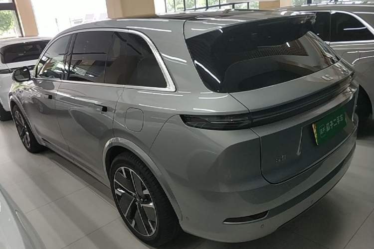 Used Li Auto L7 2025 Ultra Smart Refreshed Edition Exterior 2