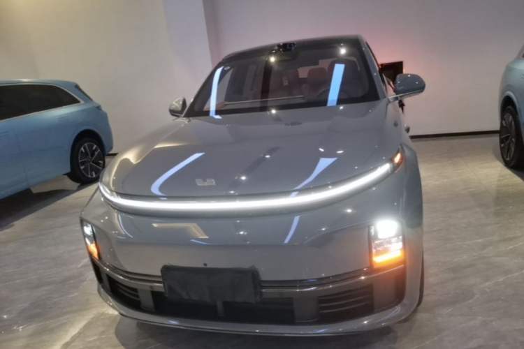 Used Li Auto L7 2025 Ultra Smart Refreshed Edition Front