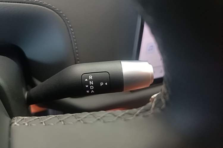 Used Li Auto L7 2025 Ultra Smart Refreshed Edition Gear Lever