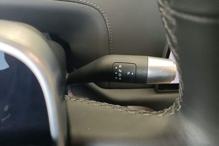 Used Li Auto L7 2025 Ultra Smart Refreshed Edition Gear Lever