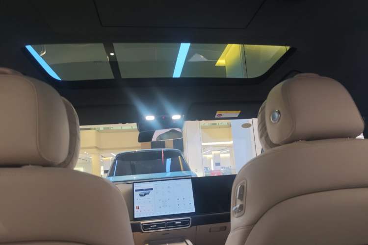 Used Li Auto L7 2025 Ultra Smart Refreshed Edition Headliner