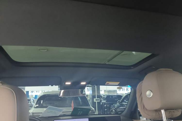 Used Li Auto L7 2025 Max Smart Refresh Edition Headliner