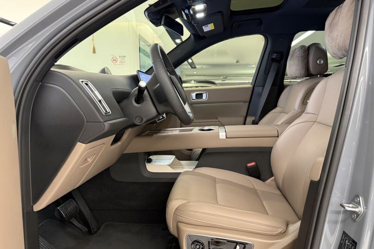 Used Li Auto L7 2025 Ultra Smart Refreshed Edition Interior 10