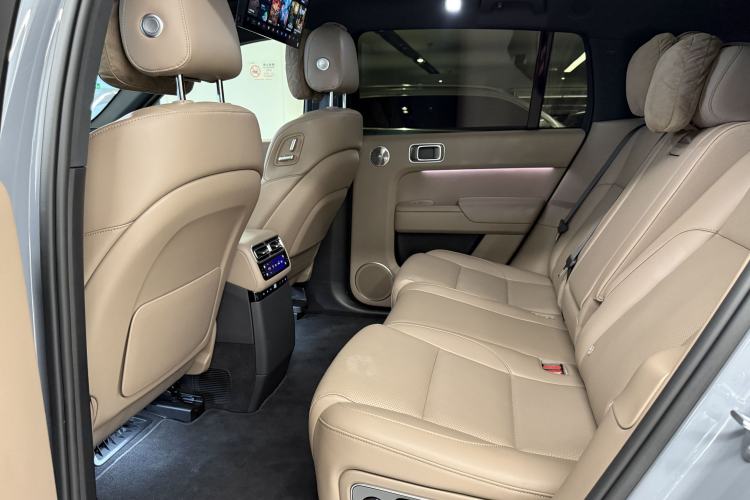 Used Li Auto L7 2025 Ultra Smart Refreshed Edition Interior 11