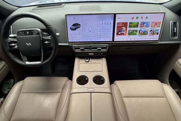 Used Li Auto L7 2025 Max Smart Refresh Edition Interior 2